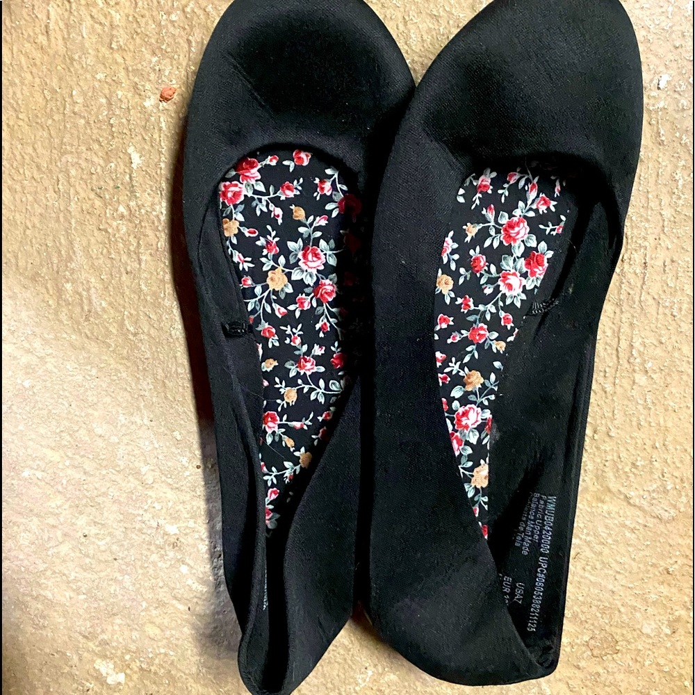 Black Flats